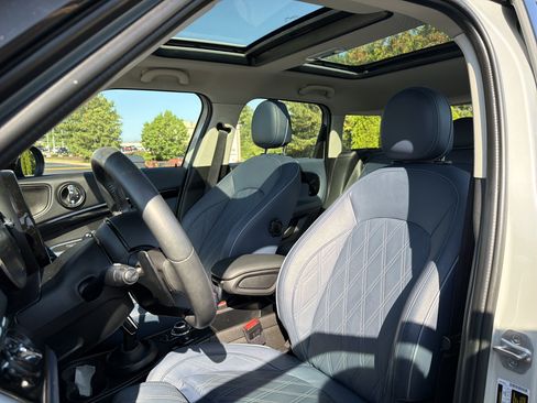 Used 2023 MINI Cooper Countryman S w/ Signature Upholstery Package FWD image 7