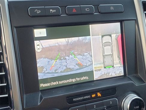 Used 2020 Ford F150 Platinum w/ Equipment Group 701A Luxury image 23