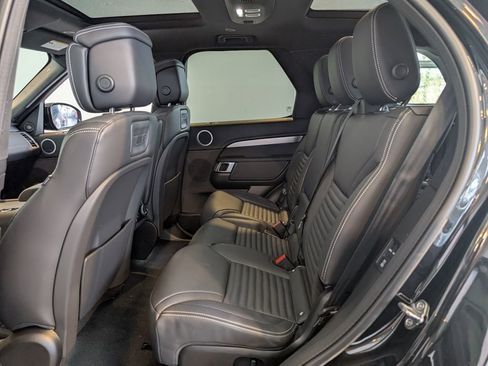 New 2026 Land Rover Discovery Limited Edition image 27