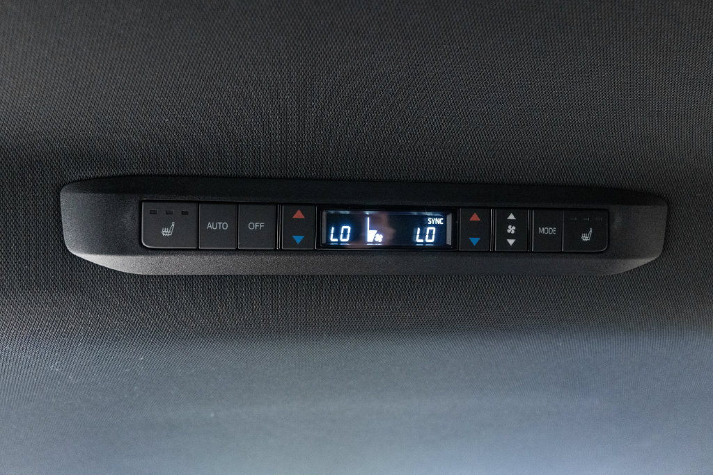 Certified 2026 Toyota Sienna Platinum AWD/4WD image 37