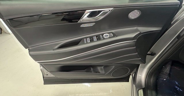 Used 2025 Genesis GV80 2.5T Standard AWD/4WD image 28