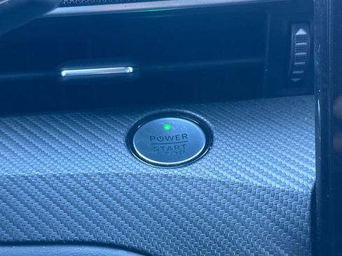 Used 2021 Ford Mustang Mach-E Premium image 31