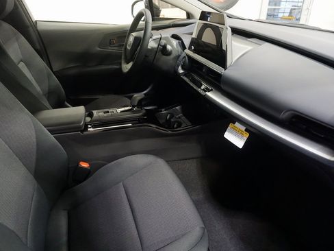 New 2026 Toyota Prius LE image 23