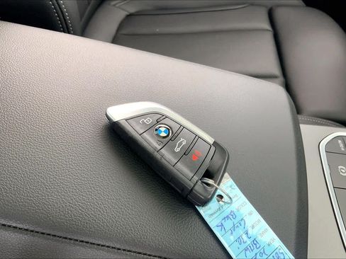 Used 2025 BMW 230i Coupe RWD image 13