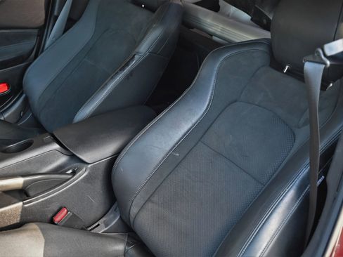 Used 2024 Nissan Z Performance w/ Floor Mat Package image 18