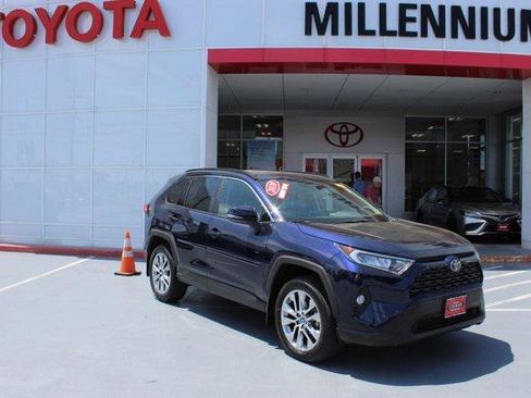 Certified 2020 Toyota RAV4 XLE Premium AWD/4WD image 1