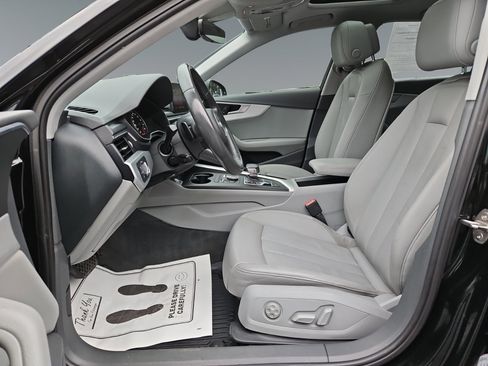 Used 2017 Audi A4 2.0T Premium image 9