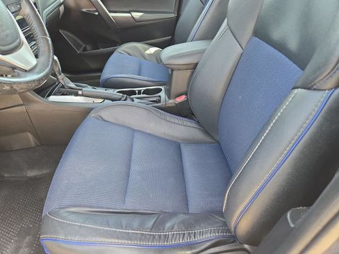 Used 2017 Toyota Corolla SE FWD image 14