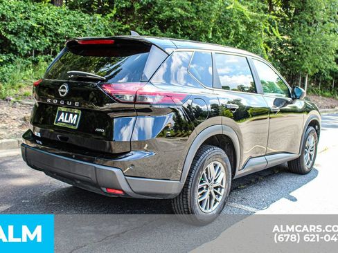 Used 2024 Nissan Rogue S AWD/4WD image 5