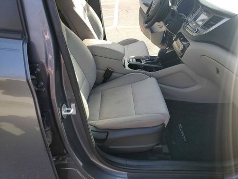 Used 2016 Hyundai Tucson SE w/ Option Group 02 FWD image 23