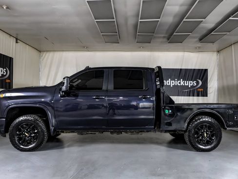 Used 2024 Chevrolet Silverado 2500 LT AWD/4WD image 11