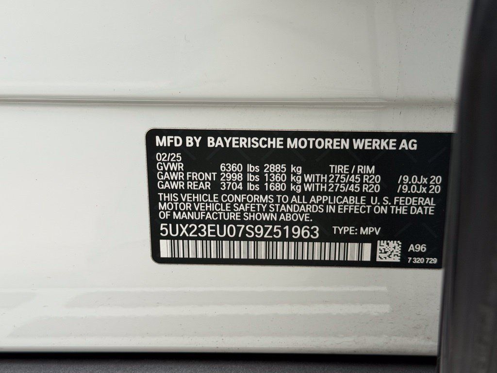Used 2025 BMW X5 xDrive40i AWD/4WD image 55