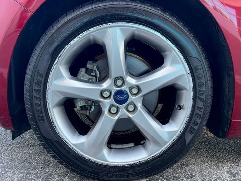 Used 2016 Ford Fusion SE FWD image 10