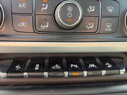 Used 2018 GMC Sierra 1500 SLT AWD/4WD image 18