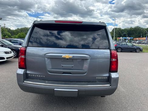 Used 2020 Chevrolet Suburban Premier w/ Premier Plus Edition AWD/4WD image 6