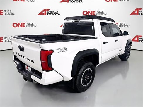 Certified 2025 Toyota Tacoma TRD Off-Road image 7