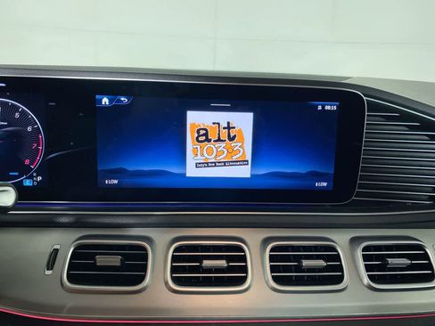Used 2024 Mercedes-Benz GLE 350 4MATIC image 24