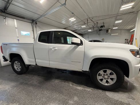 Used 2016 Chevrolet Colorado W/T w/ WT Convenience Package AWD/4WD image 5