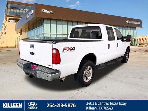 Used 2016 Ford F250 XLT w/ XLT Value Package image 8
