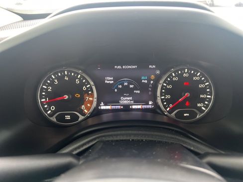 Used 2016 Jeep Renegade Trailhawk w/ Premium Trailhawk Package image 12