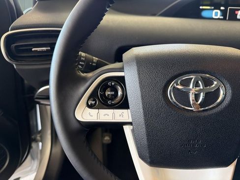 Used 2019 Toyota Prius Prime Advanced FWD image 15