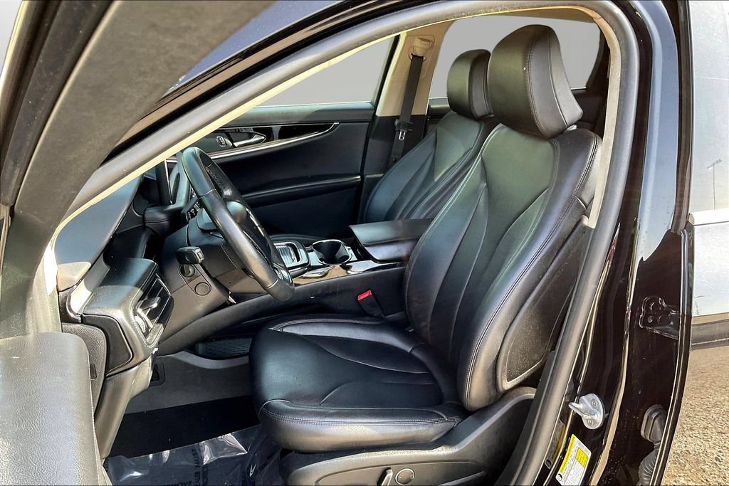 Used 2022 Lincoln Nautilus AWD w/ Premium Package image 21