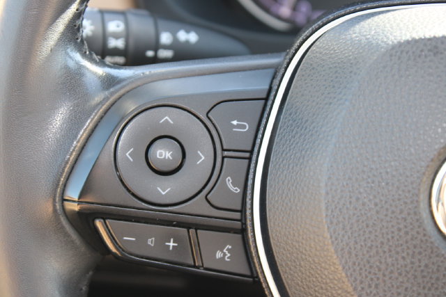 Used 2019 Toyota RAV4 Limited w/ Carpet Mat Package FWD image 18