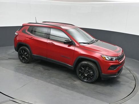 New 2026 Jeep Compass Latitude AWD/4WD image 27