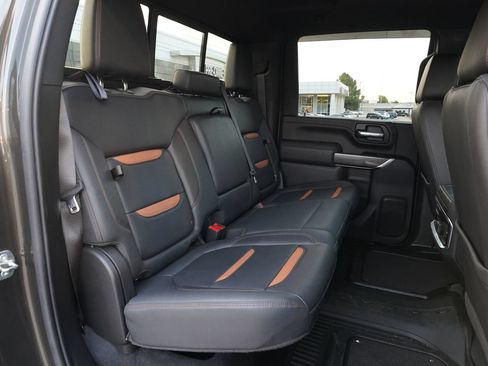 Used 2023 GMC Sierra 3500 AT4 w/ AT4 Preferred Package AWD/4WD image 23