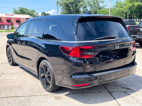 Used 2023 Honda Odyssey Sport image 5
