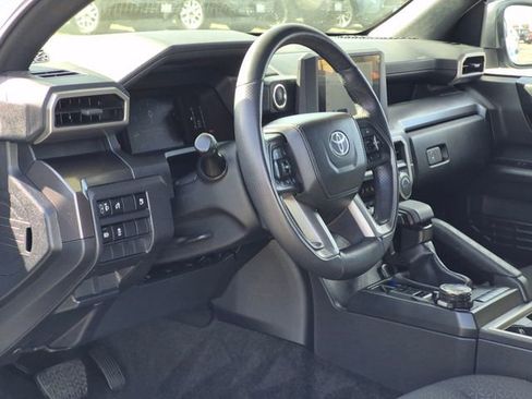 Used 2025 Toyota 4Runner SR5 image 10