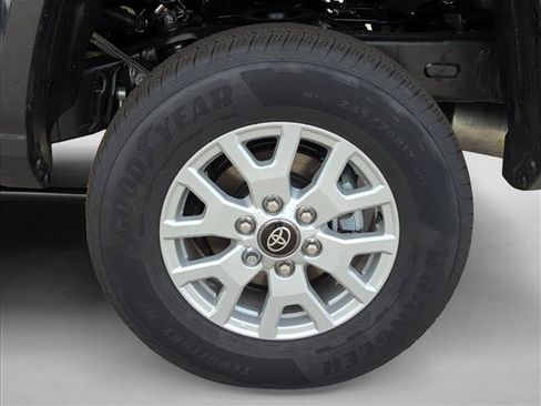 Used 2026 Toyota Tacoma SR5 AWD/4WD image 9