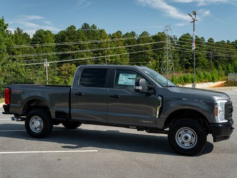 New 2026 Ford F250 XL w/ XL Off-Road Package AWD/4WD image 12