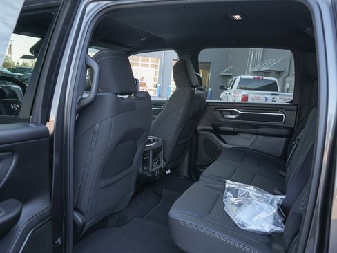 New 2026 RAM 1500 Big Horn AWD/4WD image 18