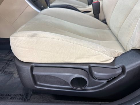 Used 2009 Hyundai Sonata GLS FWD image 15