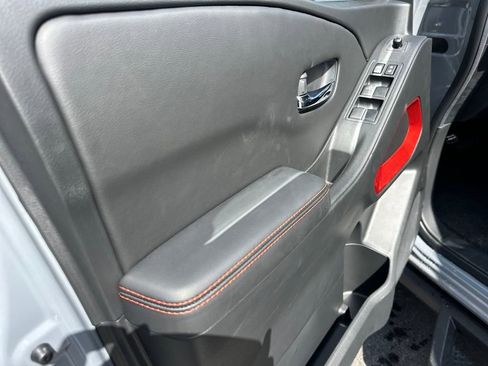 New 2025 Nissan Frontier PRO-4X image 10