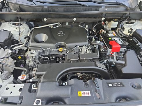 Used 2019 Toyota RAV4 XLE image 30