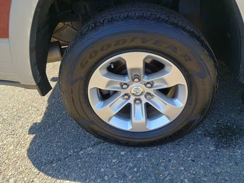 Used 2022 RAM 1500 Laramie AWD/4WD image 8