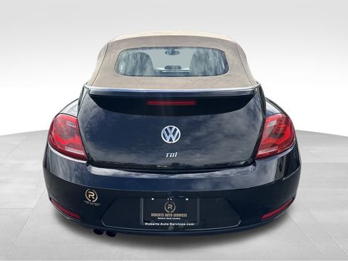 Used 2014 Volkswagen Beetle TDI image 4