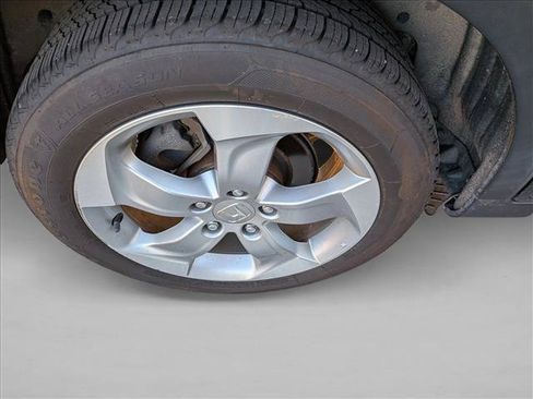 Used 2017 Honda HR-V LX image 7