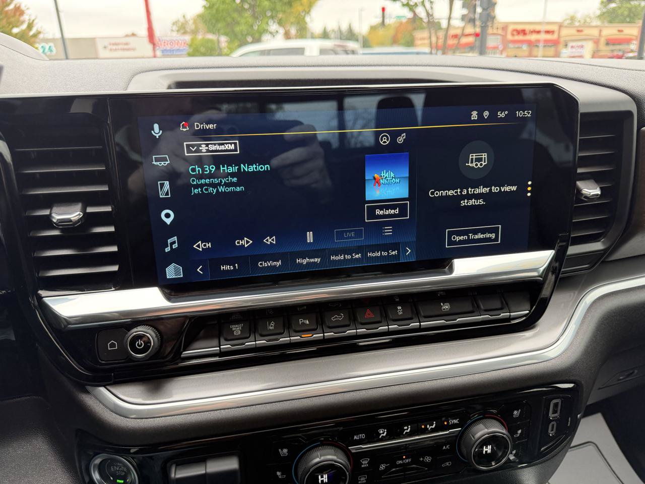Used 2025 Chevrolet Silverado 3500 High Country w/ High Country Premium Package AWD/4WD image 30