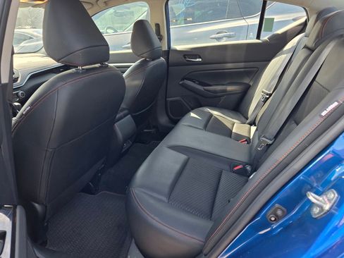 Used 2025 Nissan Altima 2.5 SR FWD image 5