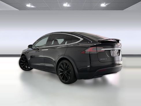 Used 2019 Tesla Model X 75D AWD/4WD image 3