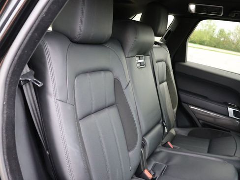 Used 2020 Land Rover Range Rover Sport HST image 13