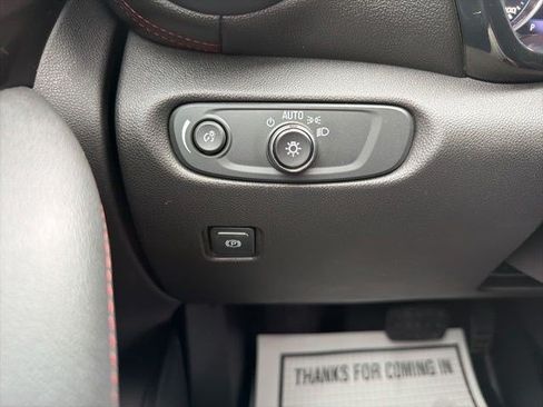 Used 2019 Chevrolet Blazer RS AWD/4WD image 31