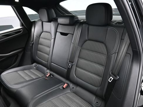 Certified 2023 Porsche Macan Turbo AWD/4WD image 23