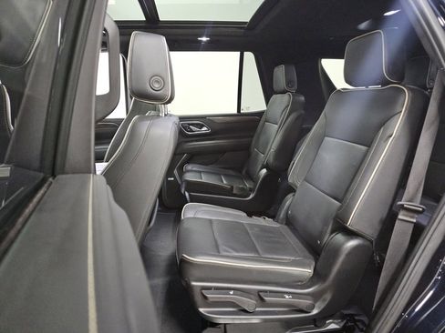 Used 2024 Chevrolet Tahoe Premier w/ Premium Package image 11