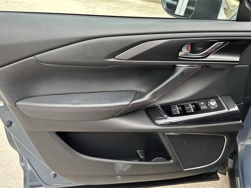 Certified 2022 MAZDA CX-9 Carbon Edition image 40