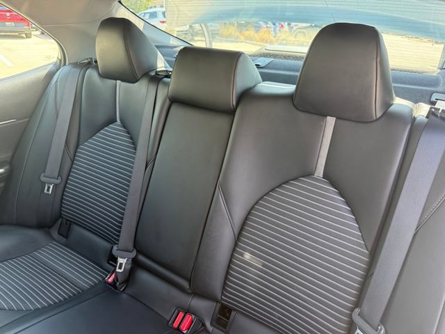 Used 2024 Toyota Camry SE FWD image 28