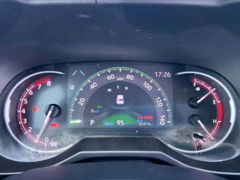 Used 2023 Toyota RAV4 LE FWD image 25